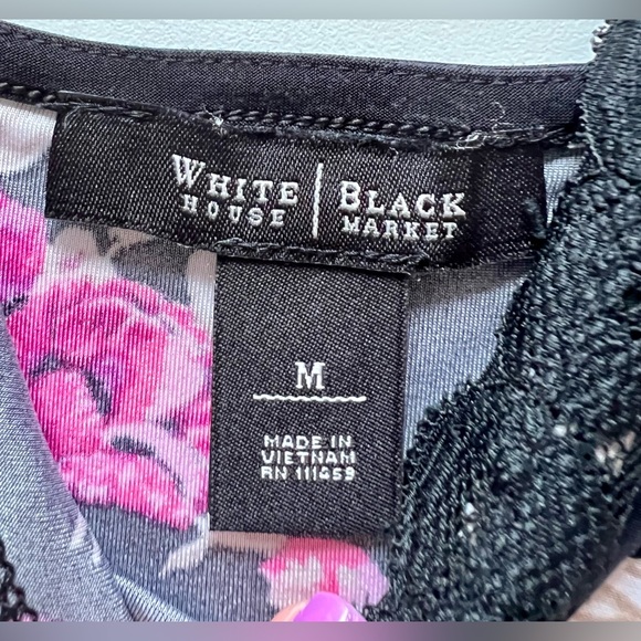 WHBM - Floral Cami With Lace - Size Medium - Picture 4 of 8